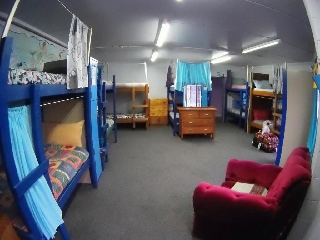 Atlantis Backpackers Hostel Picton Room photo